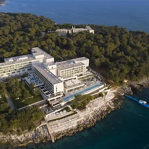 Отель Grand Brioni Pula, A Radisson Collection, Пула